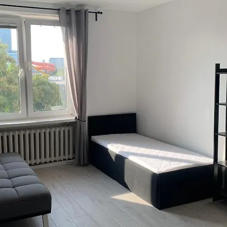 Beautiful - Newly Renovated, Aquapark Center Of Apartment